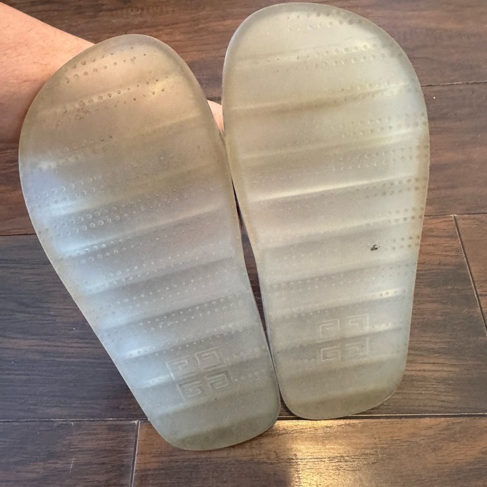 Givenchy Clear Slides - Picture 4 of 5